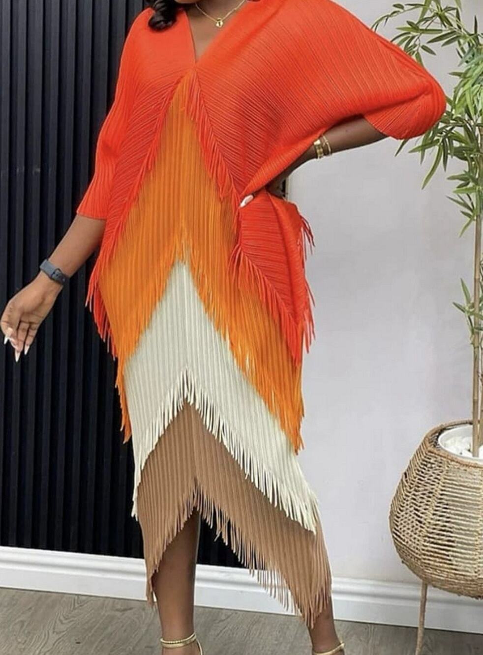 Earth Tone Tiered Pleated Oversized V-Neck Kaftan Dress OSFM - New w/o Tag